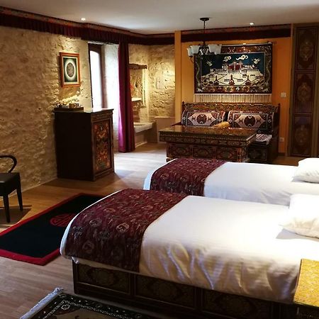 Himalaya En Perigord Bed & Breakfast Tursac Dış mekan fotoğraf